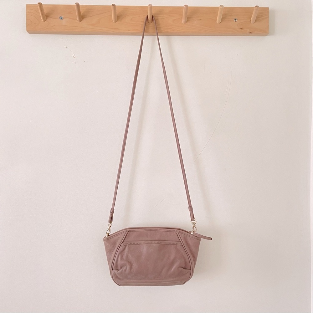 Vanessa Bruno crossbody leather bag taupe